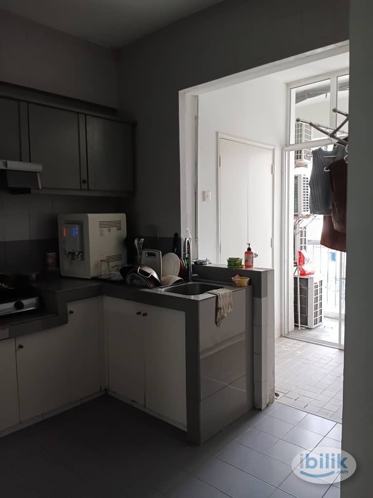Image 4 of Middle Room at One Ampang Avenue, Ampang - Room rental in 