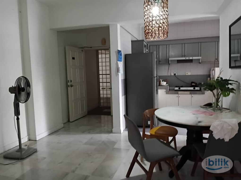 Image 1 of Middle Room at One Ampang Avenue, Ampang - Room rental in 