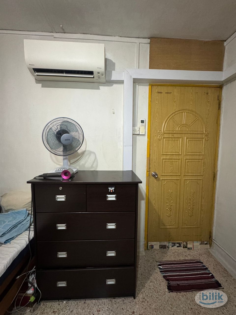 Image 1 of BLK 113 Depot Rd in Bkt Merah GPS100113 for 1-pax Sgl Prt Com Rm(Any Gender) in a 5-Rm HDB Square Pt Blk 113, opp HP Fty @ $850 pm rent - Room rental in 
