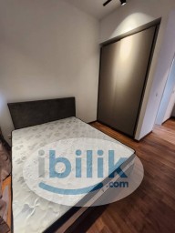 Room Rental in Kuala Lumpur - 【𝐎𝐥𝐝 𝐊𝐥𝐚𝐧𝐠 𝐑𝐨𝐚𝐝 𝐌𝐚𝐬𝐭𝐞𝐫 𝐑𝐨𝐨𝐦❗𝐀𝐭𝐭𝐚𝐜𝐡𝐞𝐝 𝐁𝐚𝐭𝐡𝐫𝐨𝐨𝐦✨𝐅𝐮𝐥𝐥𝐲 𝐅𝐮𝐫𝐧𝐢𝐬𝐡𝐞𝐝🥰𝟑 𝐦𝐢𝐧𝐬 𝐰𝐚𝐥𝐤 𝐭𝐨 𝐊𝐓𝐌 𝐏