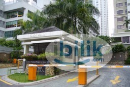 Room Rental in Kuala Lumpur - Female Master Room at Casa Kiara1 , walking distance to 163 Mall, Verve Suite, Global Doctors Hospital, 1MK, Arcoris, Mont Kiara