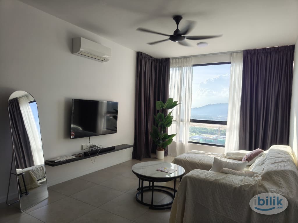 Image 1 of Middle Room at Batu Kawan, Seberang Perai - Room rental in 