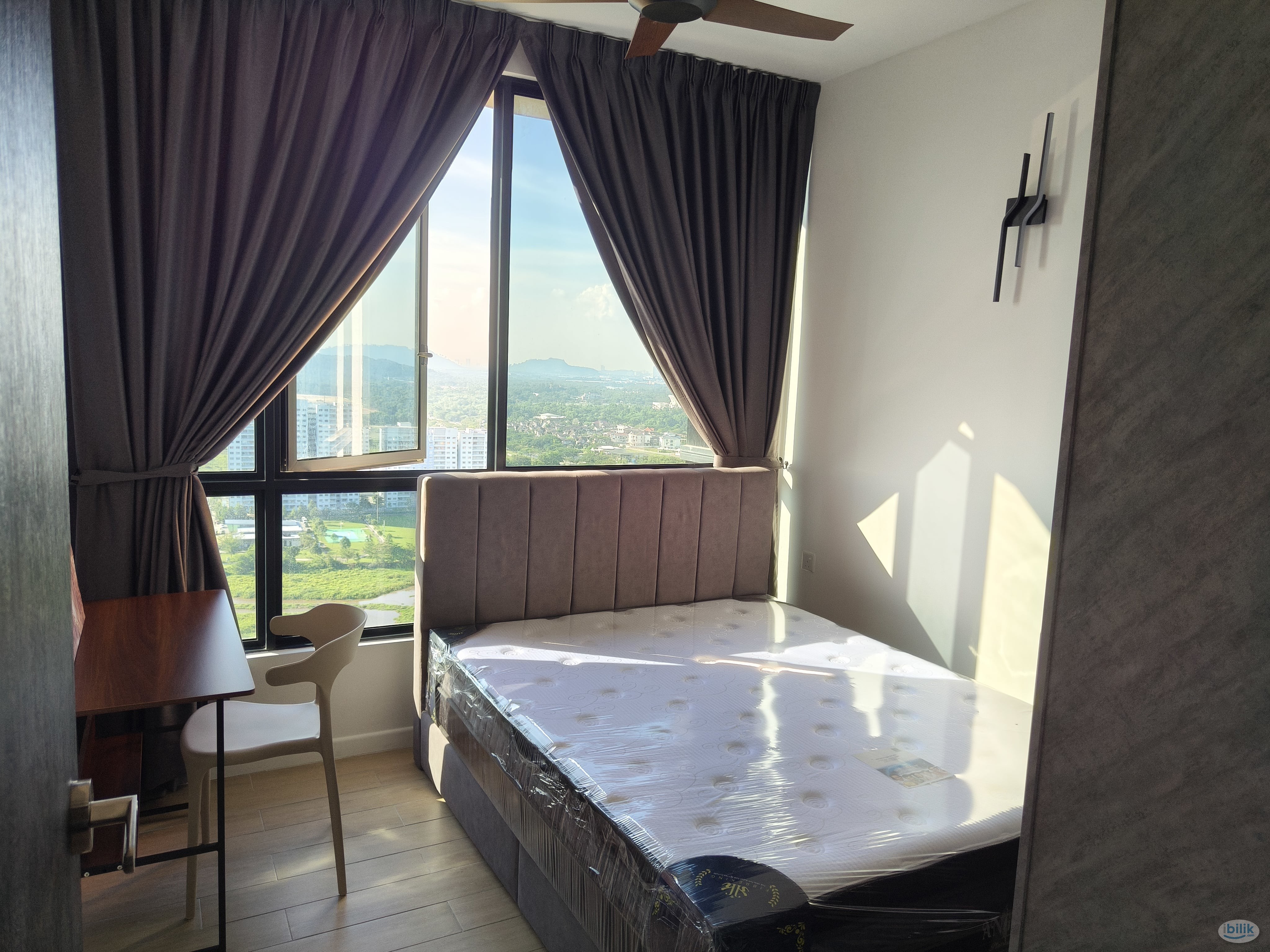 Image 3 of Middle Room at Batu Kawan, Seberang Perai - Room rental in 