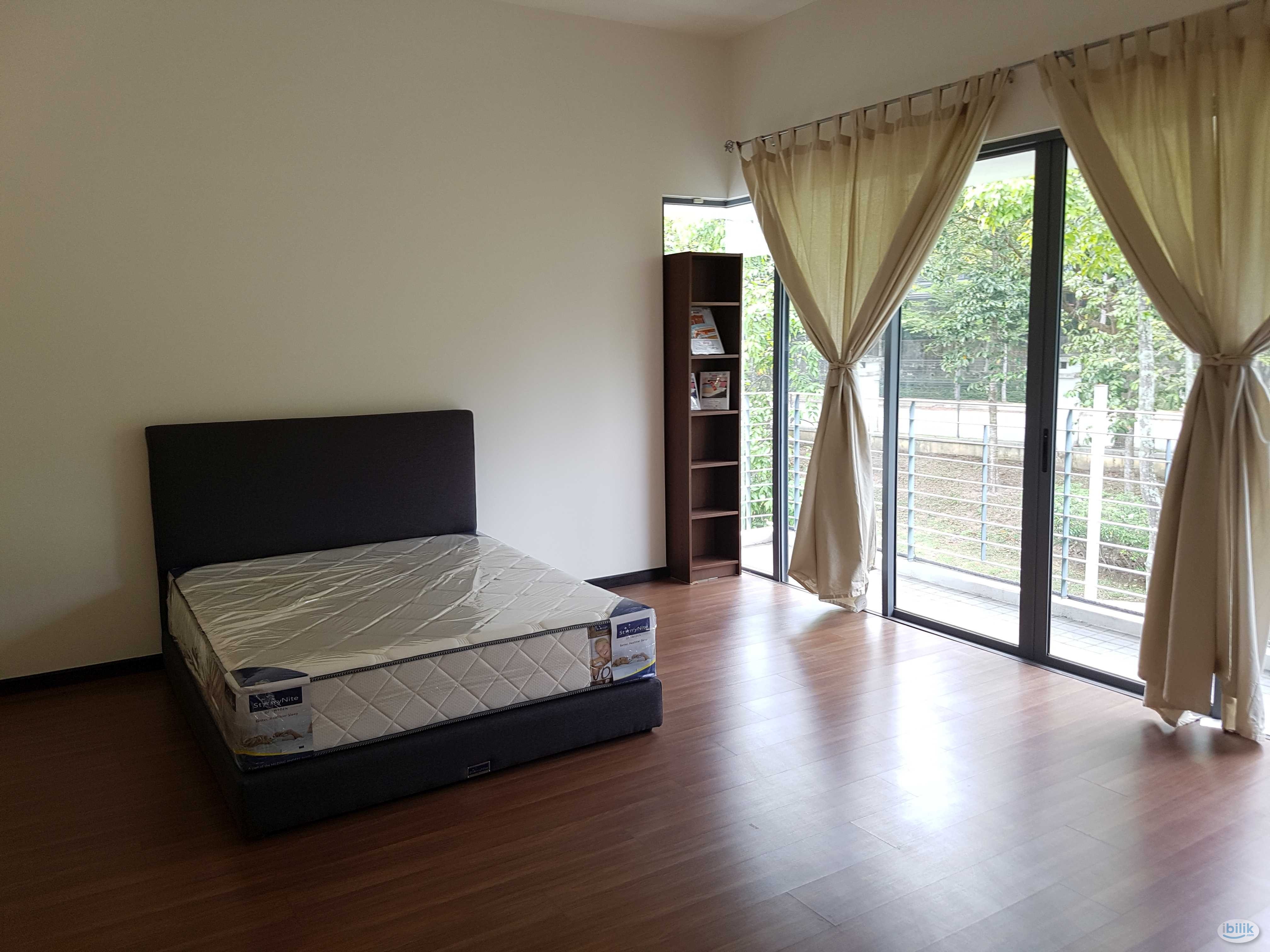 Image 1 of Master Room at SummerGlades, Cyberjaya - Room rental in 
