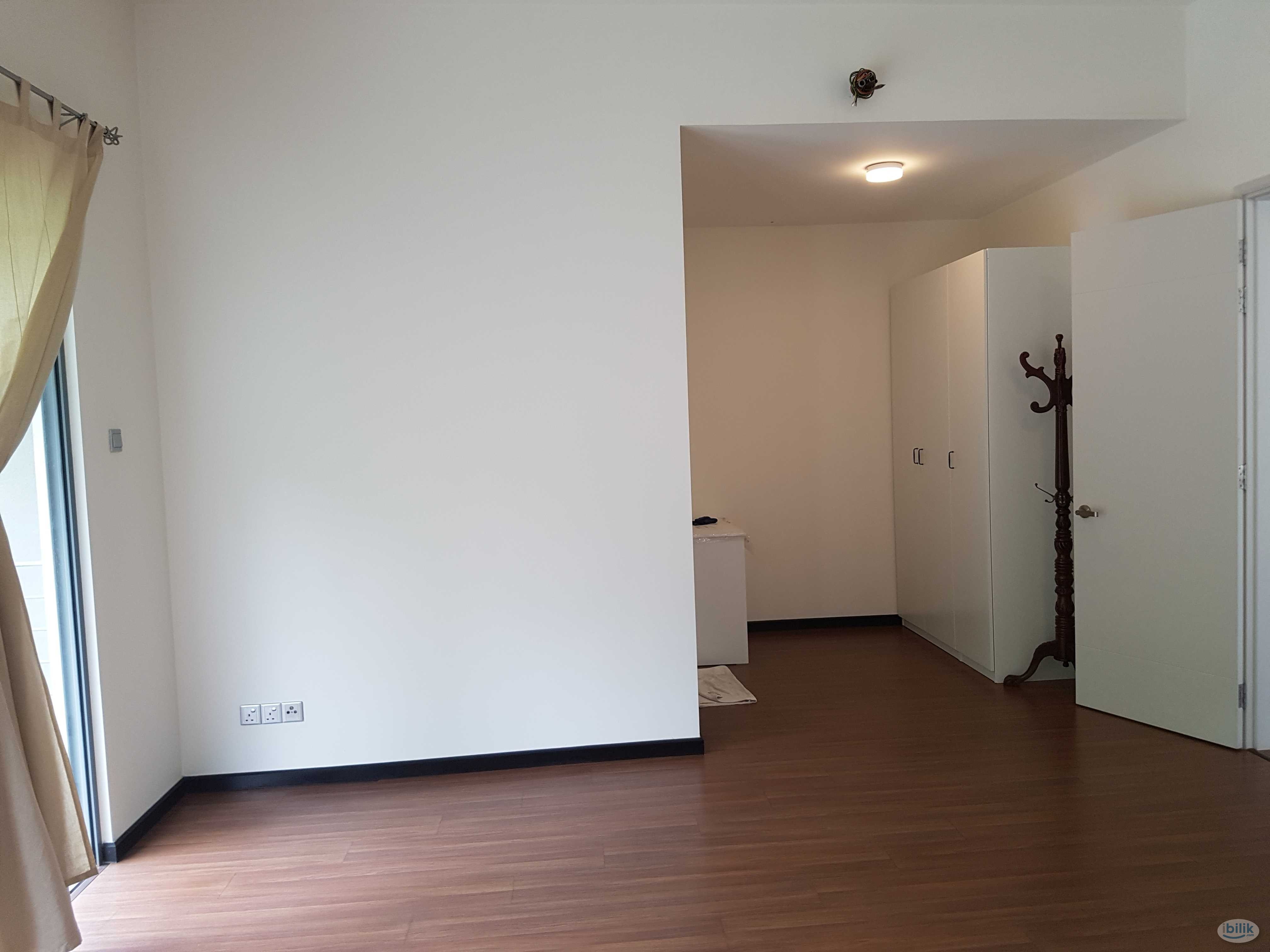 Image 2 of Master Room at SummerGlades, Cyberjaya - Room rental in 