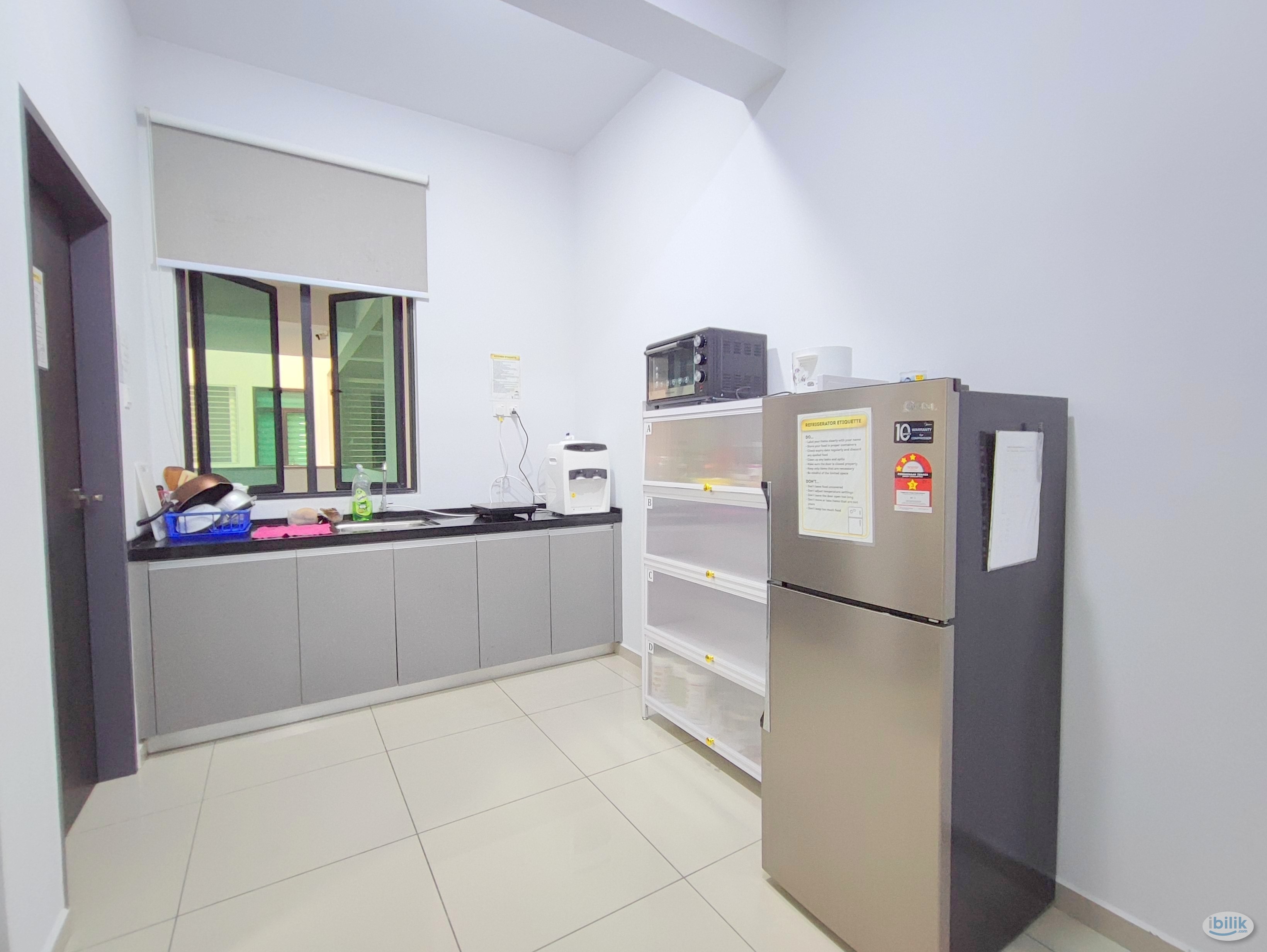 Image 4 of 🌟 Stylish & Cozy Balcony Room at Icon City, Perai! 🌟 - Room rental in 