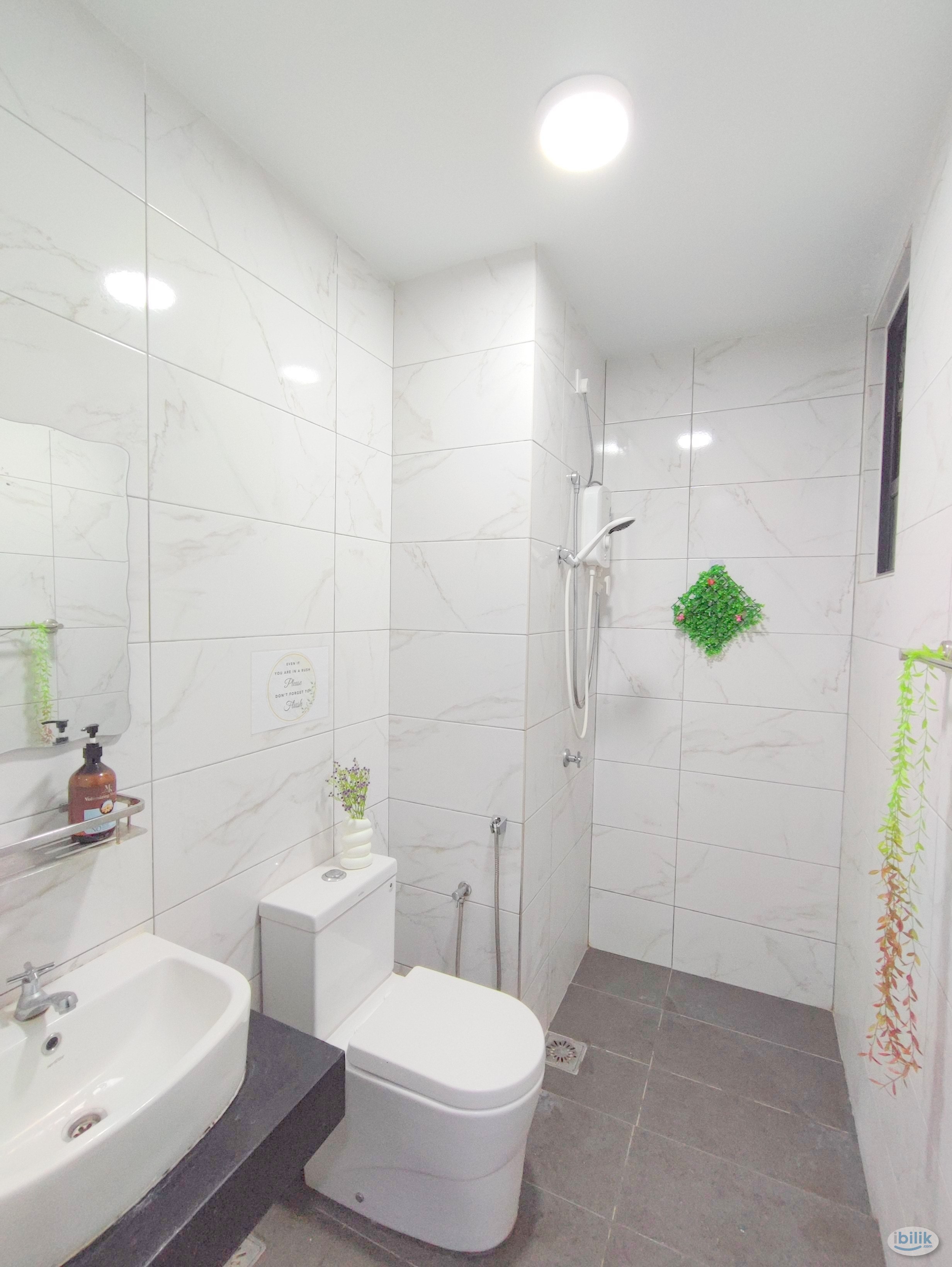 Image 5 of 🌟 Stylish & Cozy Balcony Room at Icon City, Perai! 🌟 - Room rental in 