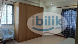 Room Rental in Kajang - Female Unit - Master Room at Evergreen Park, Bandar Sungai Long