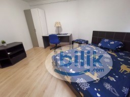 Room Rental in  - Middle Room at East Coast, Singapore/ Near Eunos MRT/Near Dakota MRT/Paya Lebar MRT/ Available 03 Dec