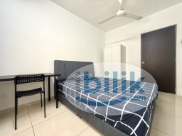 Room Rental in Malaysia - Queens Size Bedroom For Rent @ Sungai Ara, Bayan Lepas
