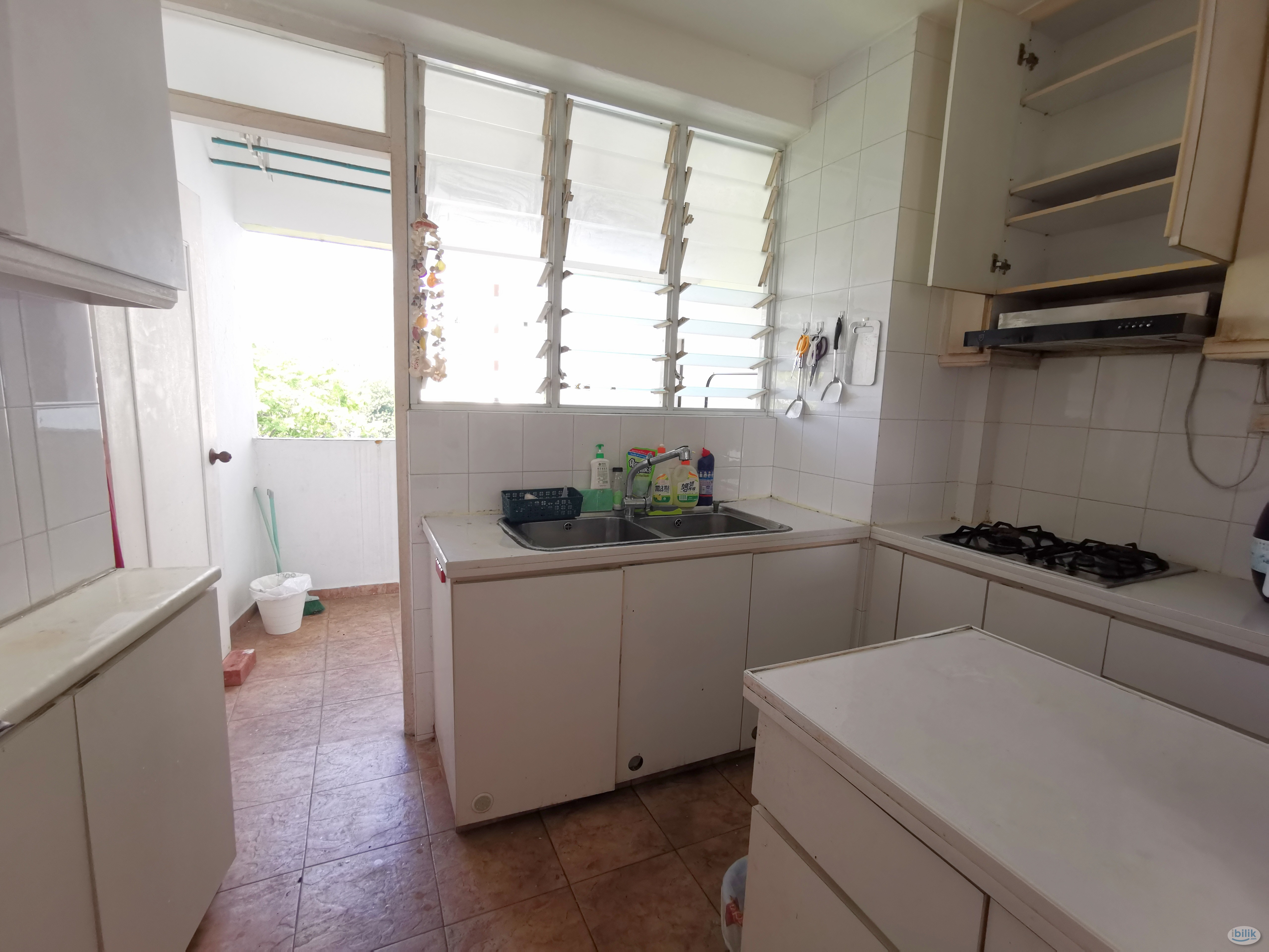 Image 4 of Middle Room at Bukit Timah, Singapore/ PINE GROVE 1P RM5 - Room rental in 