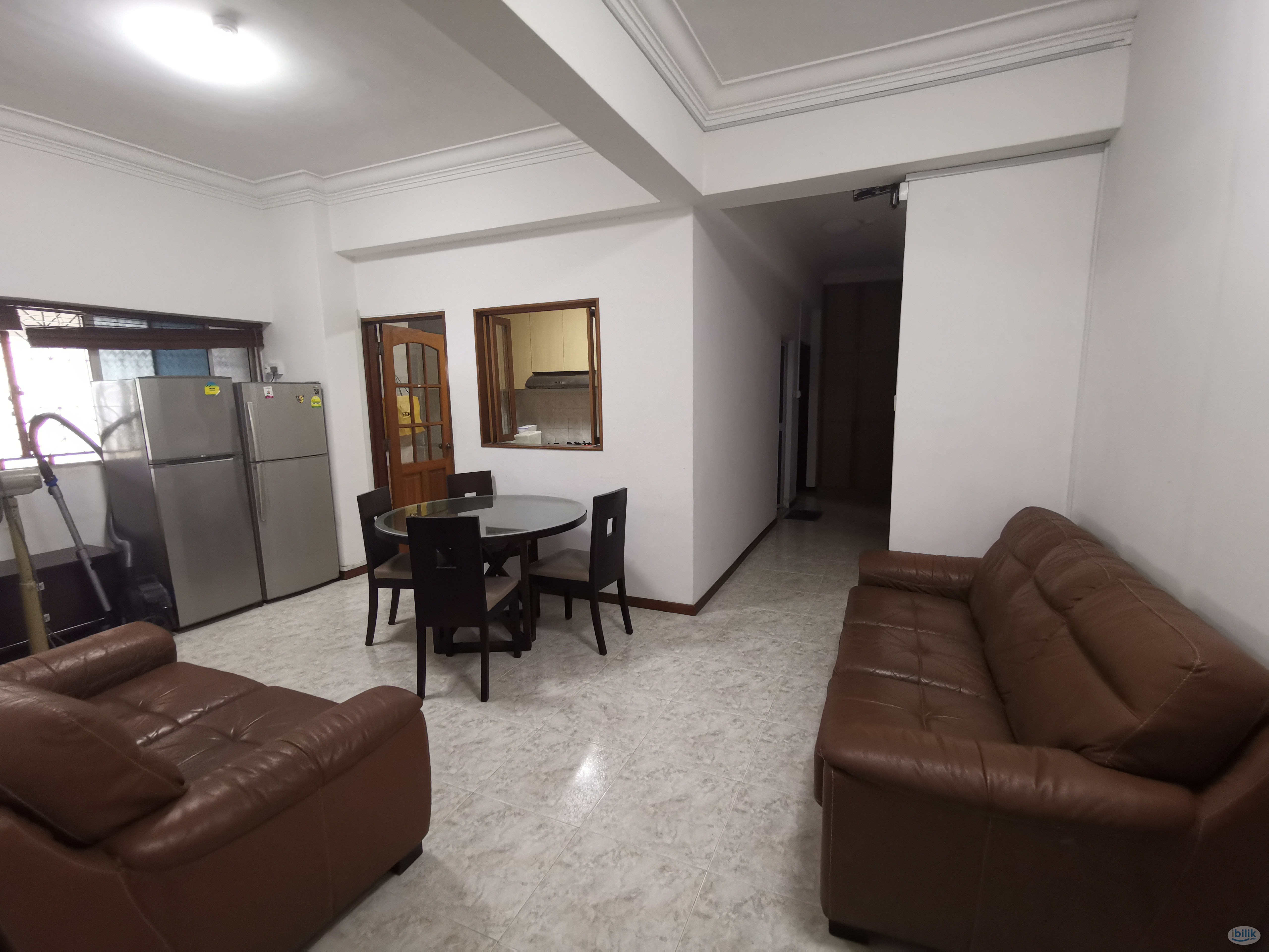 Image 2 of Middle Room at Balestier, Singapore - Room rental in 