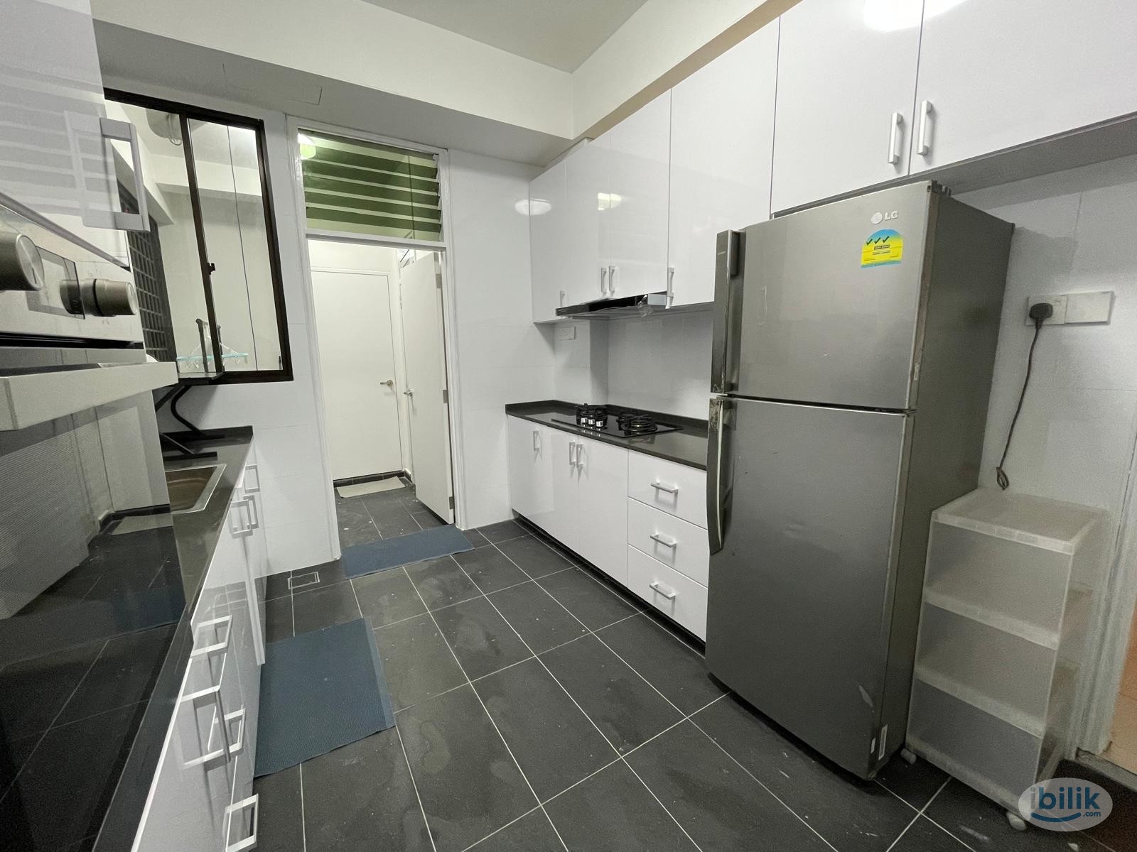 Image 3 of Middle Room at Balestier, Singapore - Room rental in 