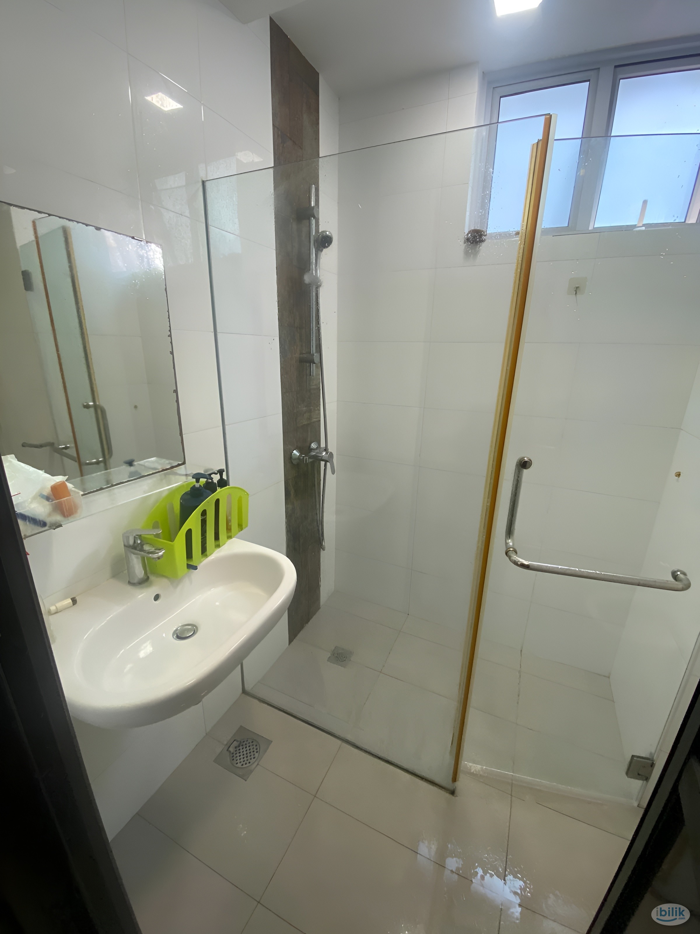 Image 4 of Middle Room at Boon Teck View, Balestier - Room rental in 