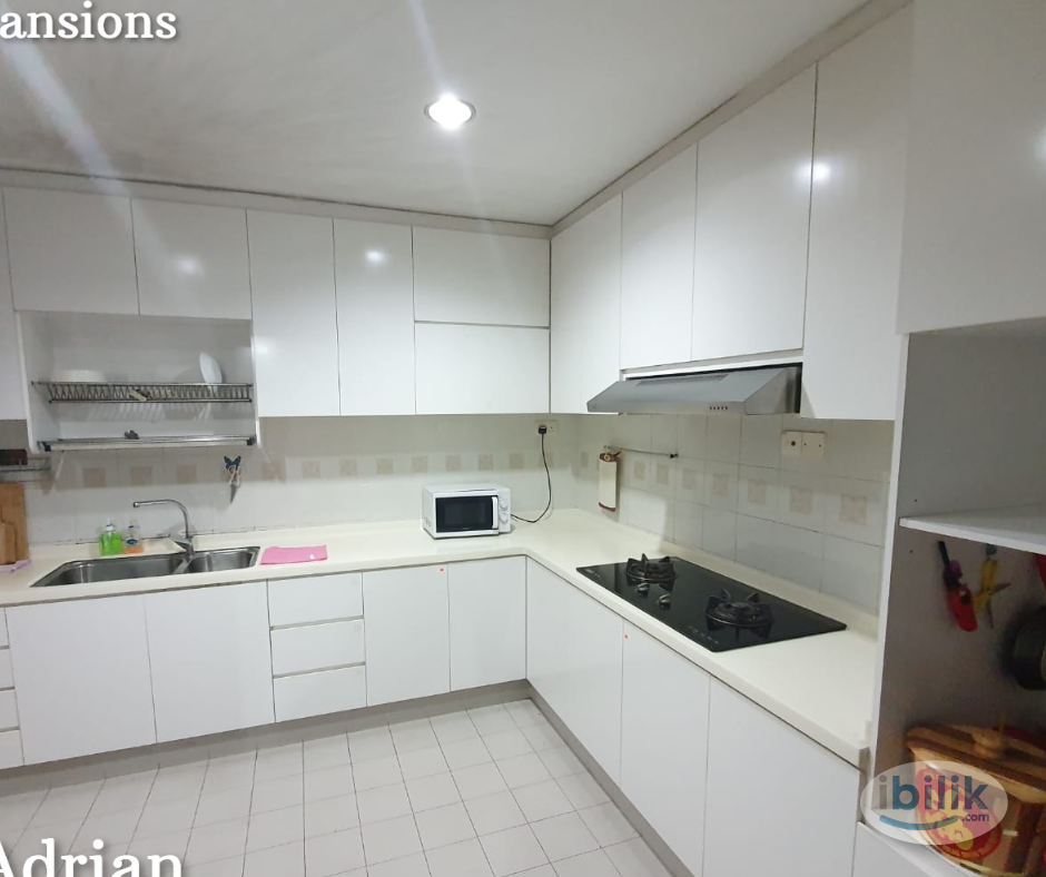 Image 2 of Middle Room at Balestier, Singapore - Room rental in 