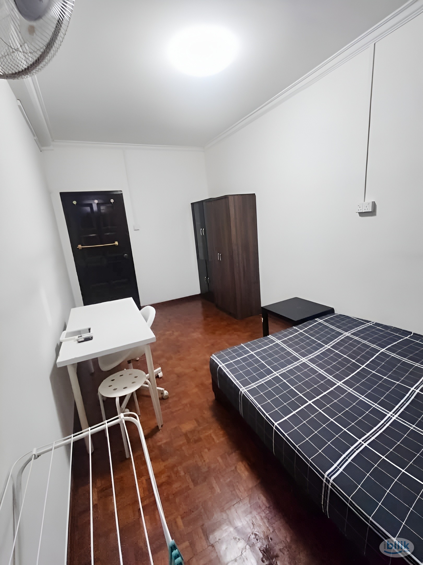 Image 2 of Middle Room at Balestier, Singapore - Room rental in 