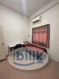 Room Rental in Central Area - Middle Room at 38 Stevens Road, Newton