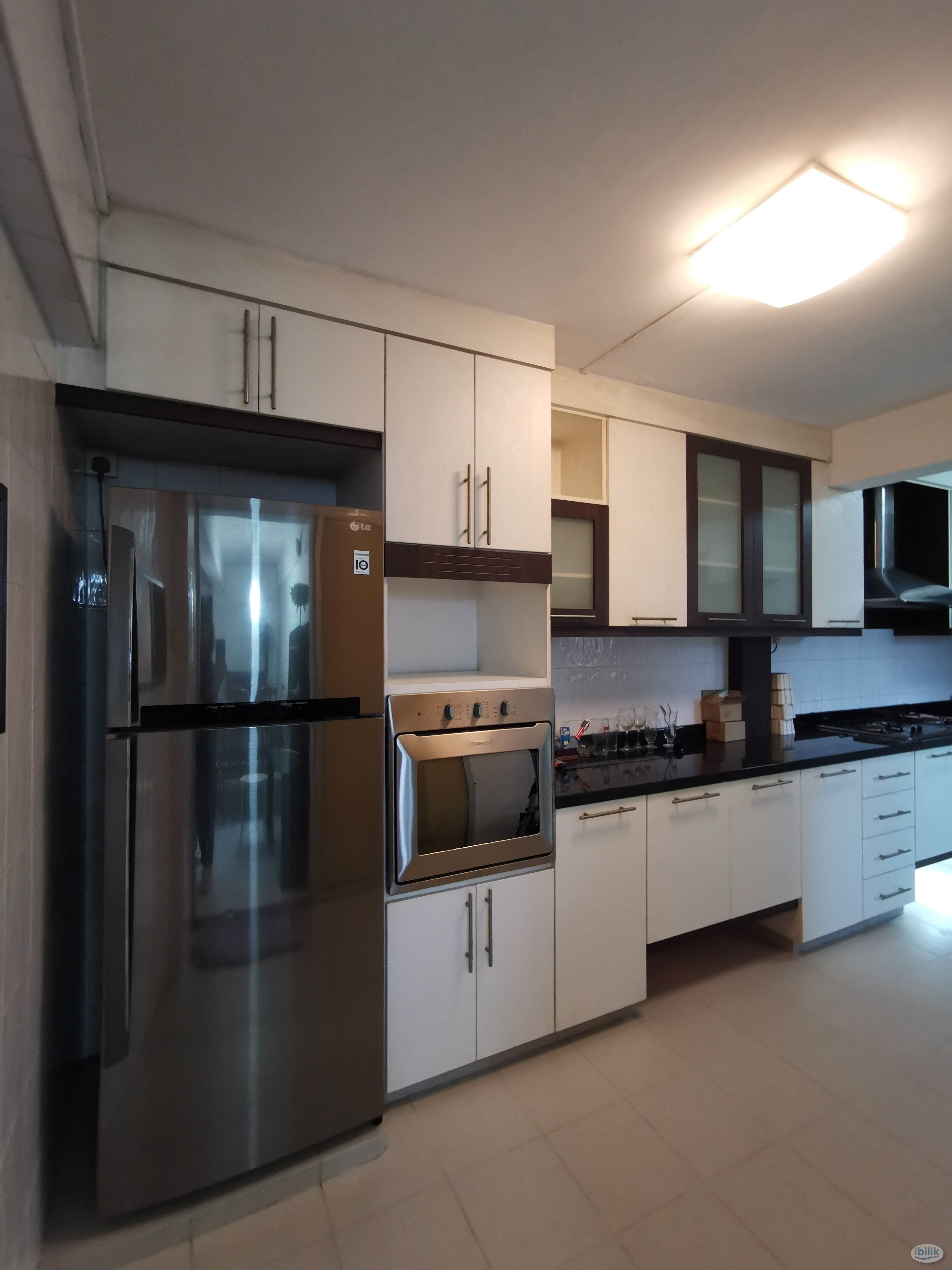 Image 2 of Master Room at Spottiswoode 18, Tanjong Pagar - Room rental in 