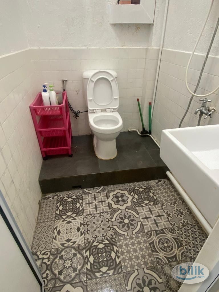 Image 3 of Single Room at Tiong Bahru, Central Area - Room rental in 