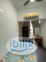 Room Rental in  - Middle Room at East Coast, Singapore