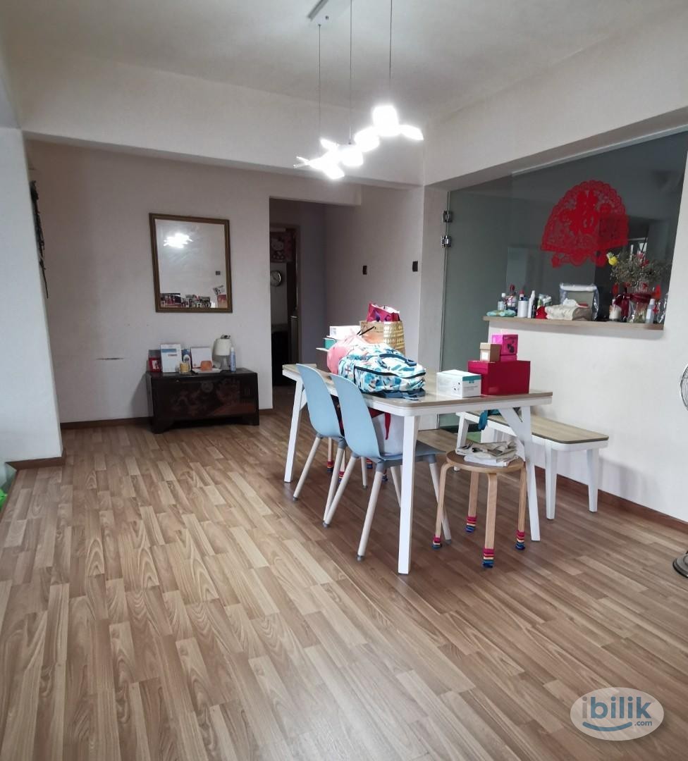 Image 4 of Middle Room at Jurong East, Jurong - Room rental in 