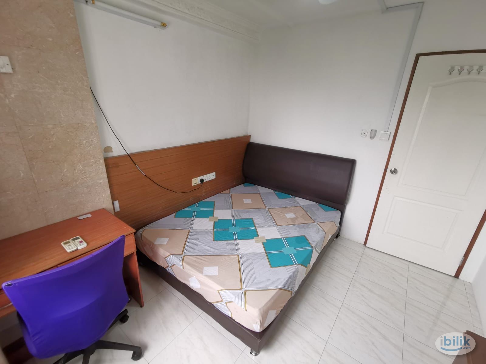 Image 1 of Middle Room at Braddell View, Toa Payoh - Room rental in 