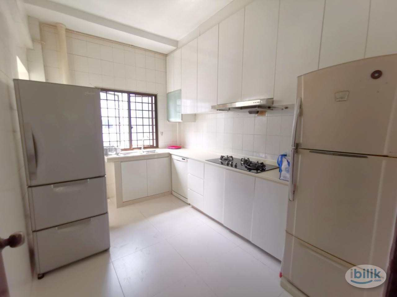 Image 5 of Single Room at Cavenagh, Central Area - Room rental in 