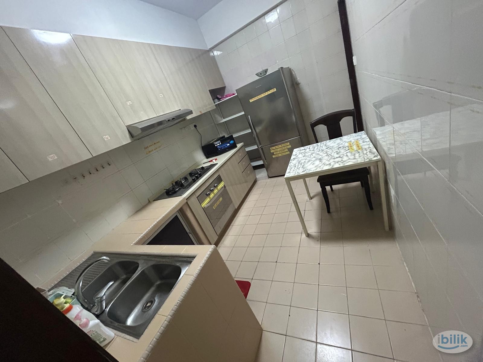 Image 5 of Middle Room at Balestier, Singapore - Room rental in 