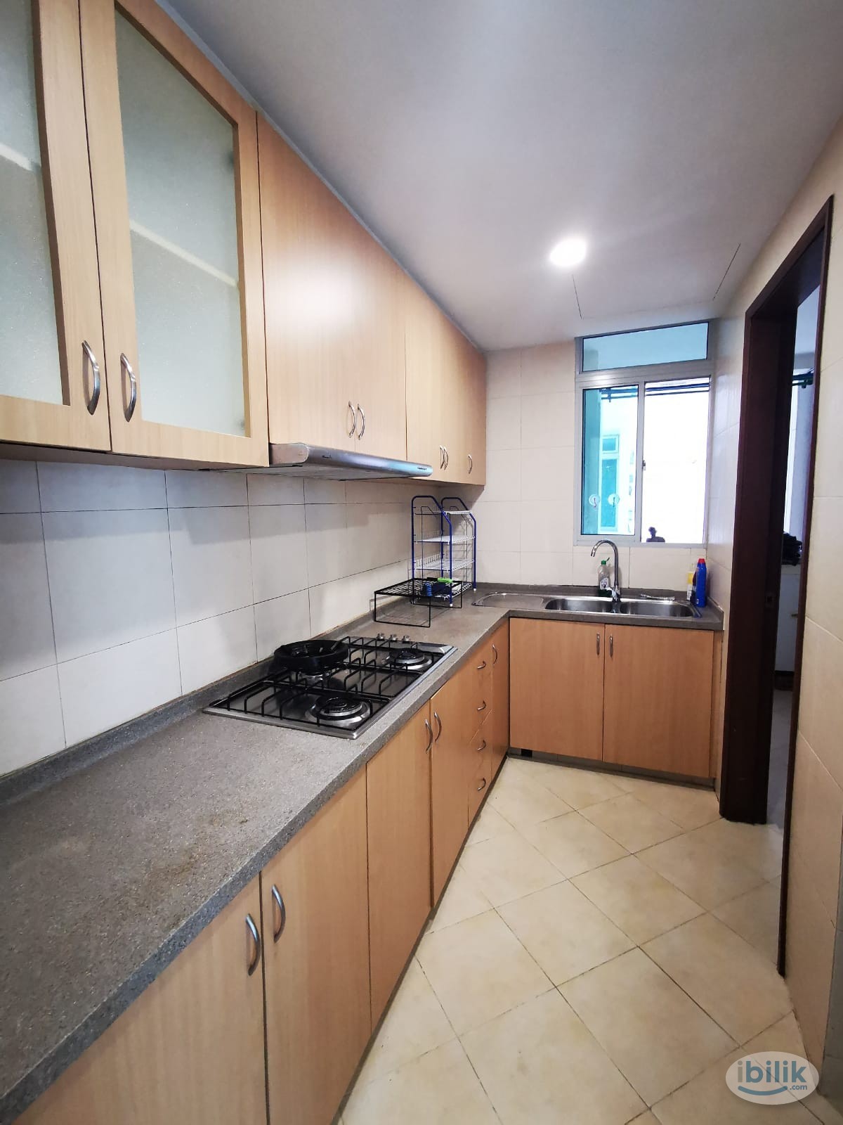 Image 4 of Middle Room at Balestier, Singapore - Room rental in 