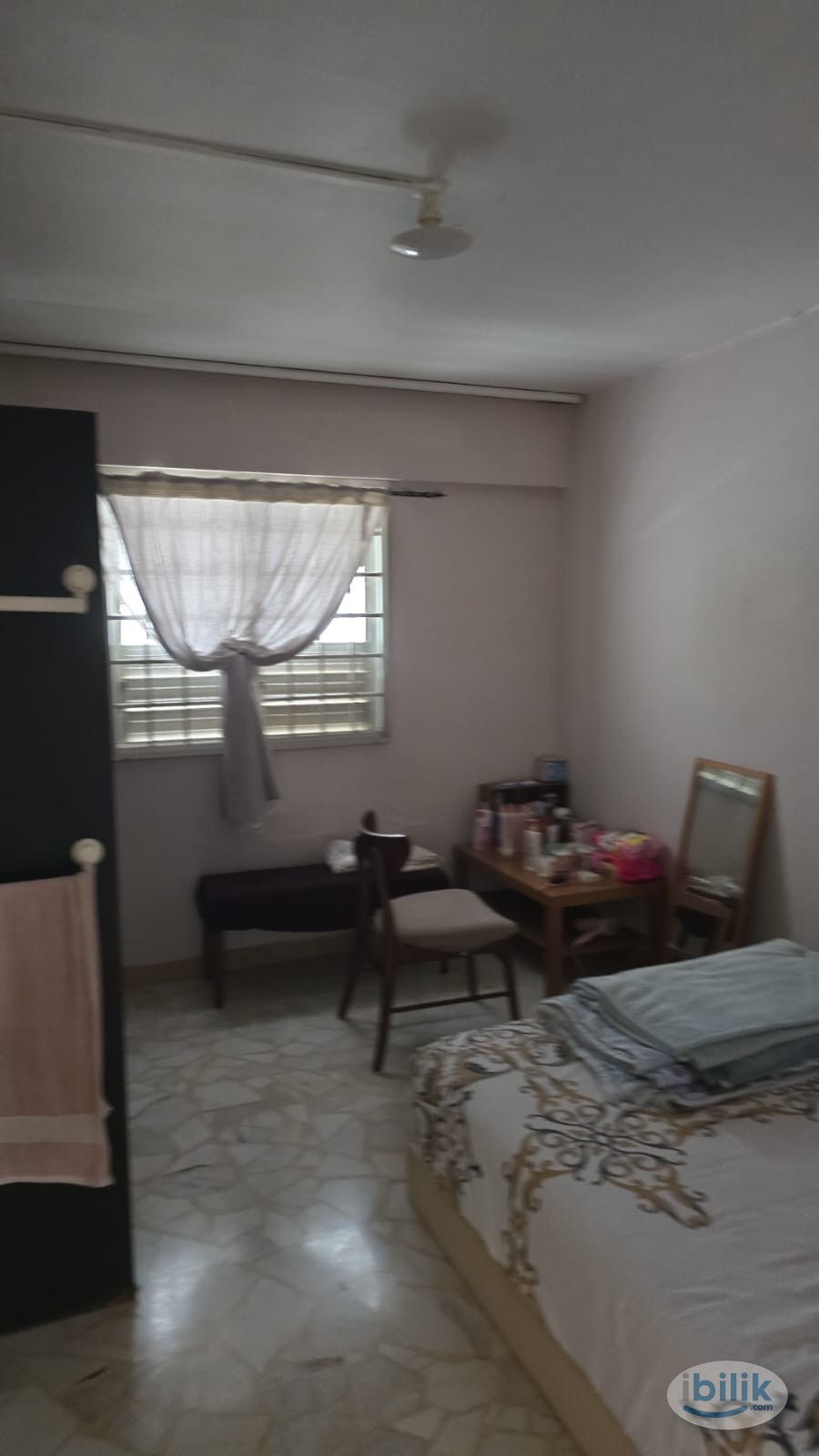 Image 2 of Single Room at Bukit Batok, Singapore - Room rental in 