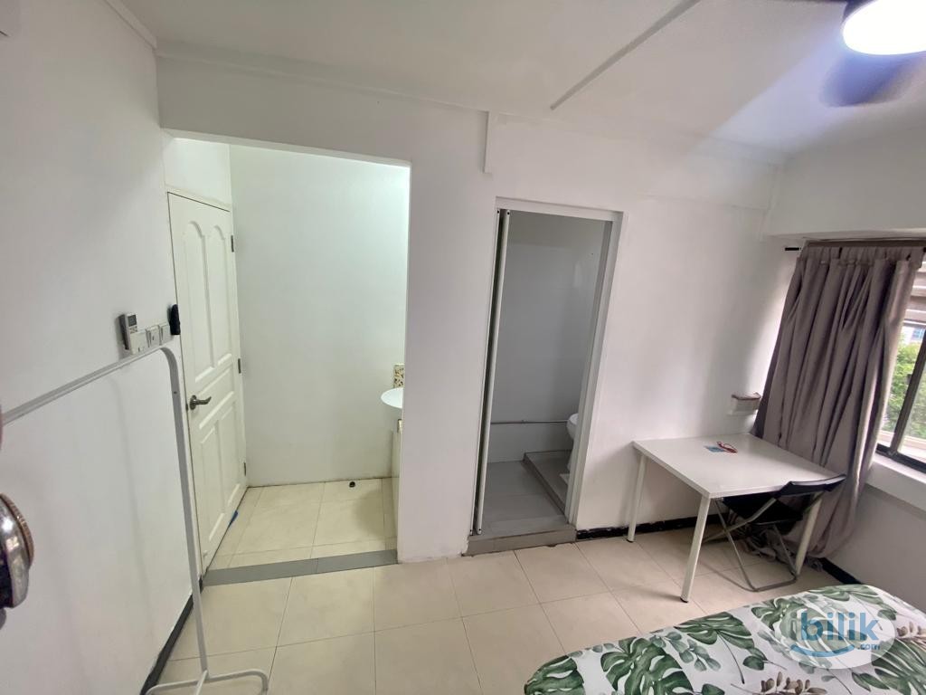 Image 4 of Master Room at Orchard, Central Area - Room rental in 