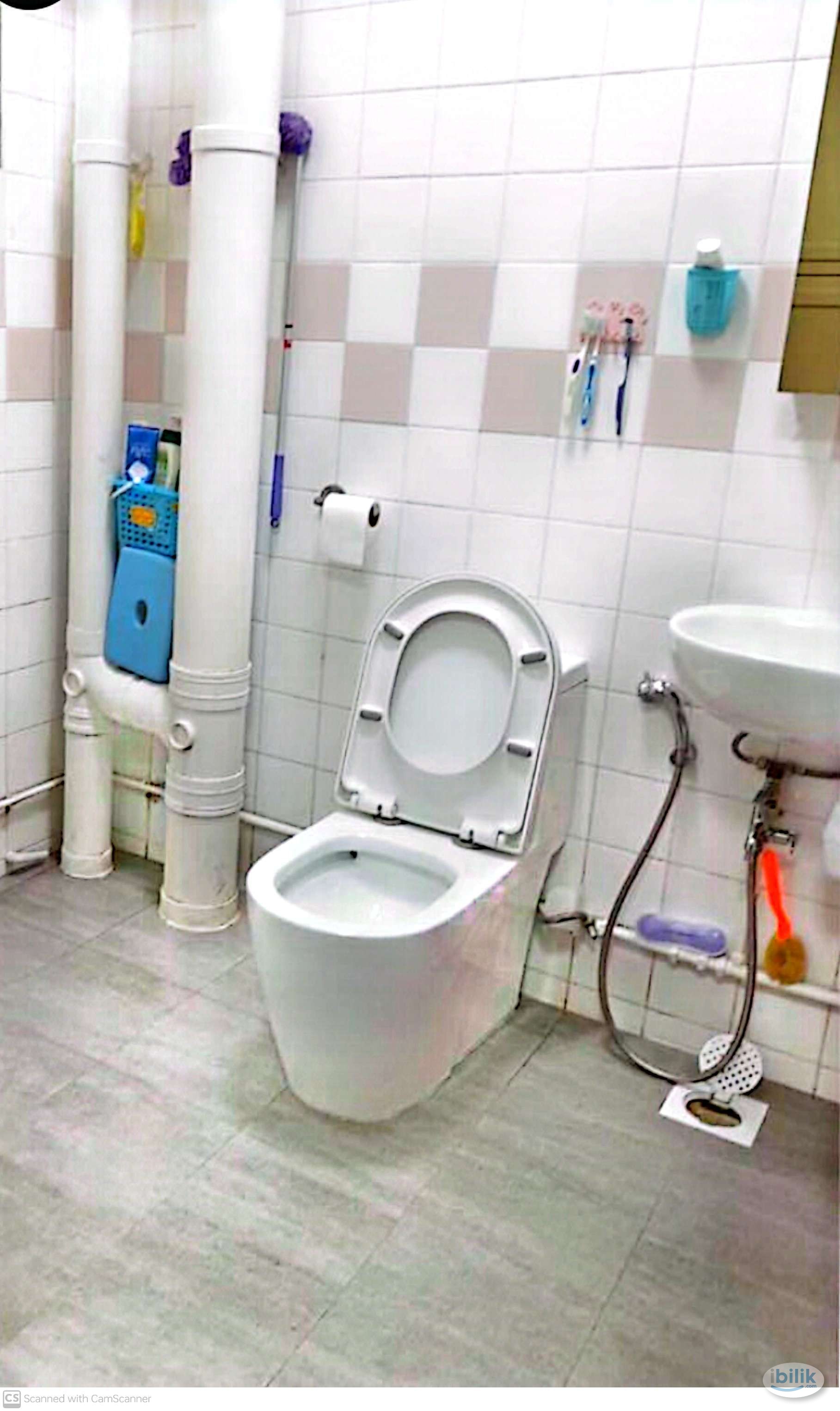 Image 2 of min. to Boon Lay MRT station - Room rental in 