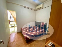 Room Rental in Singapore - Middle Room at Orchard, Central Area