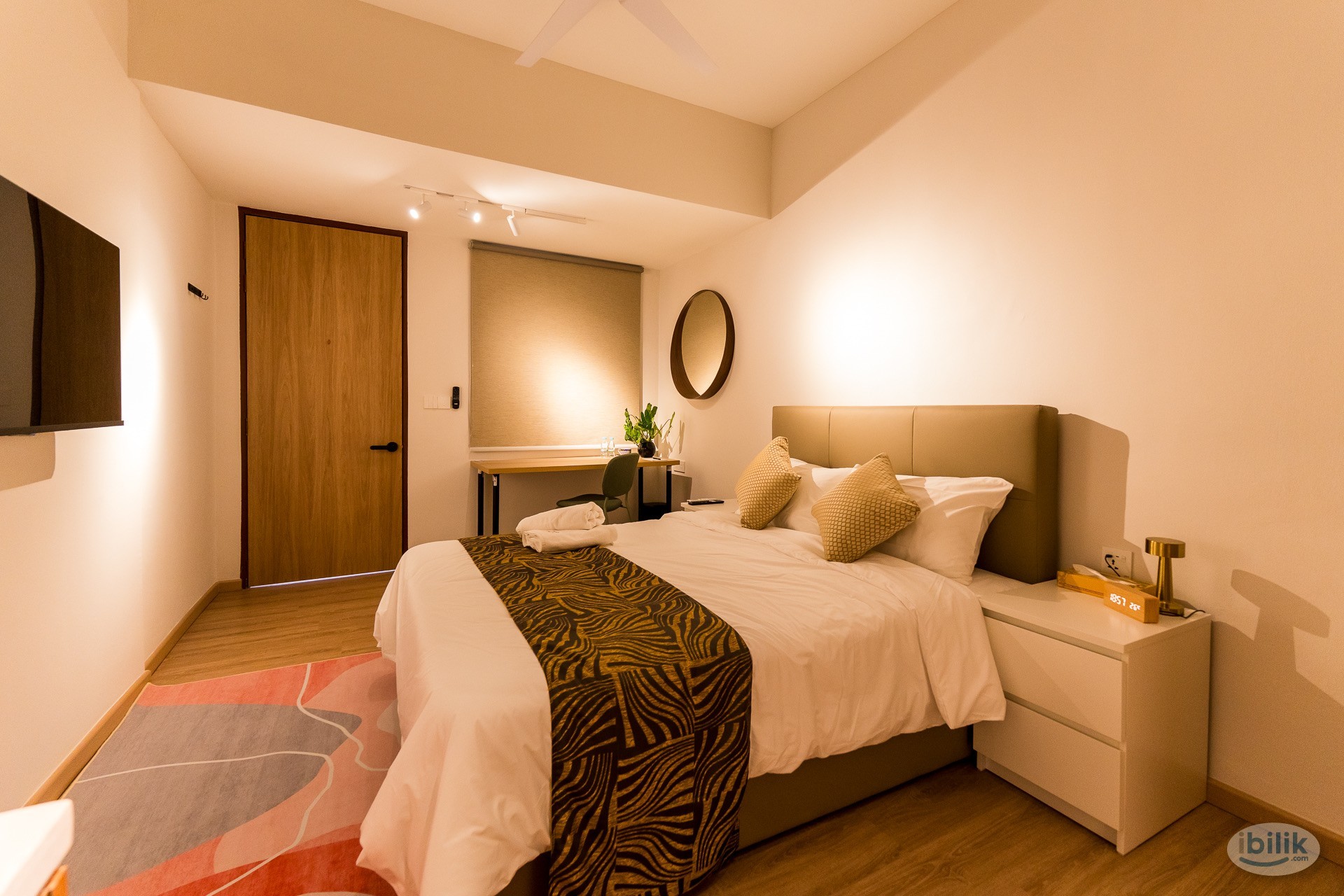 Image 1 of Short Term Room Rental Luxe Studio Suite with Private Entrance- Terrace House at Paramount Garden Petaling Jaya, 3 mins to LRT
