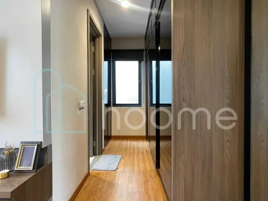 Rumah Cantik Mirip Show Unit Furnished WTS - DILokasi & Harga Terbaik