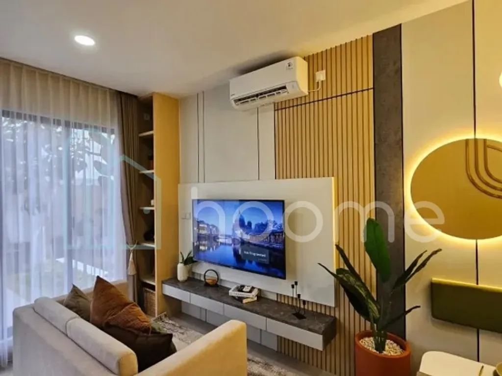 Rumah Brand New Bonus Furnished Cantik Mewah Siap Huni