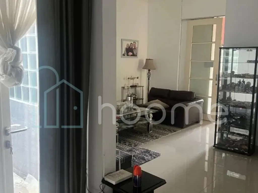 Termurah Rumah Modern Kondisi Bagus Luas Besar