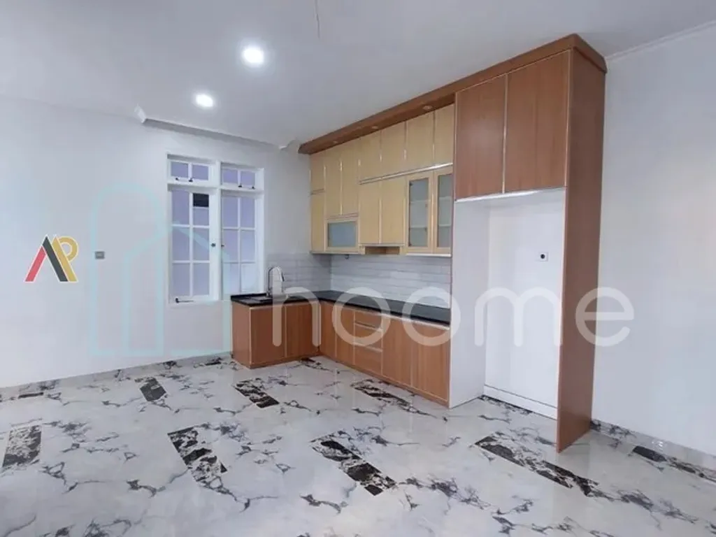 Rumah Ready Dalam Komplek Dekat High Scope Institut Indonesia Cilandak