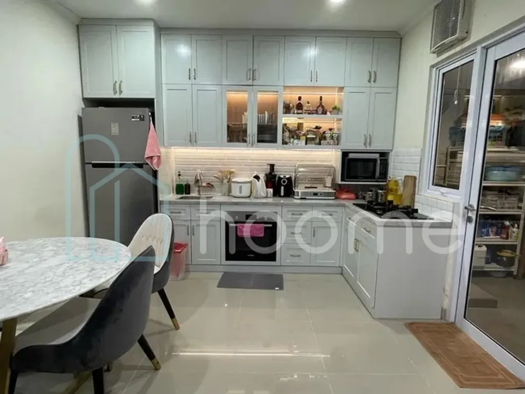 Rumah Cantik Dikawasan Symphonia Gd.serpong Lokasi Terbaik