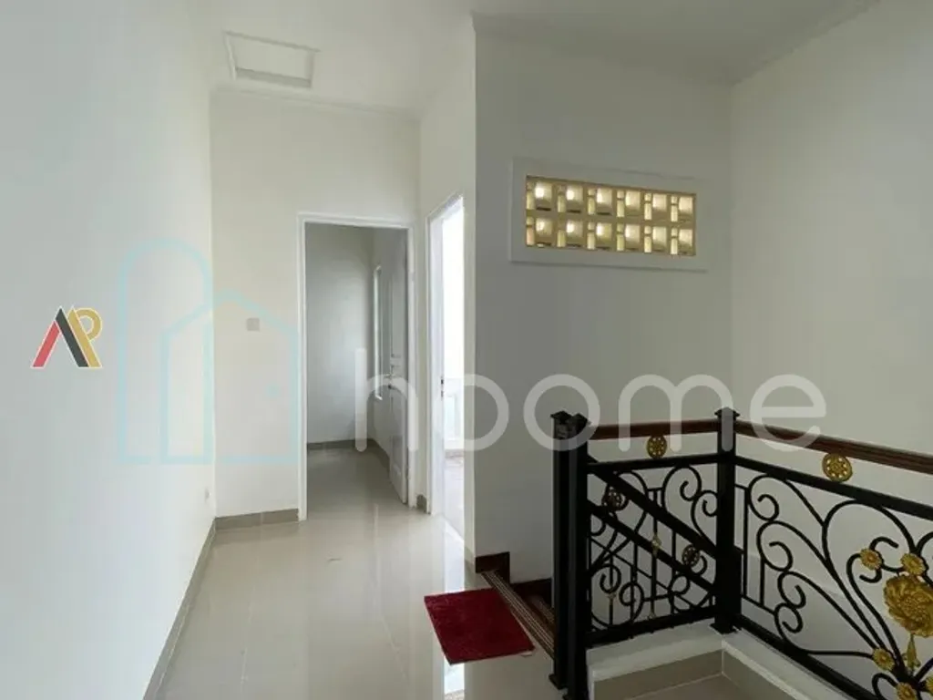 Rumah Ready Dalam Komplek Besar Dekat Pintu Tol Cipayung Jakarta Timur