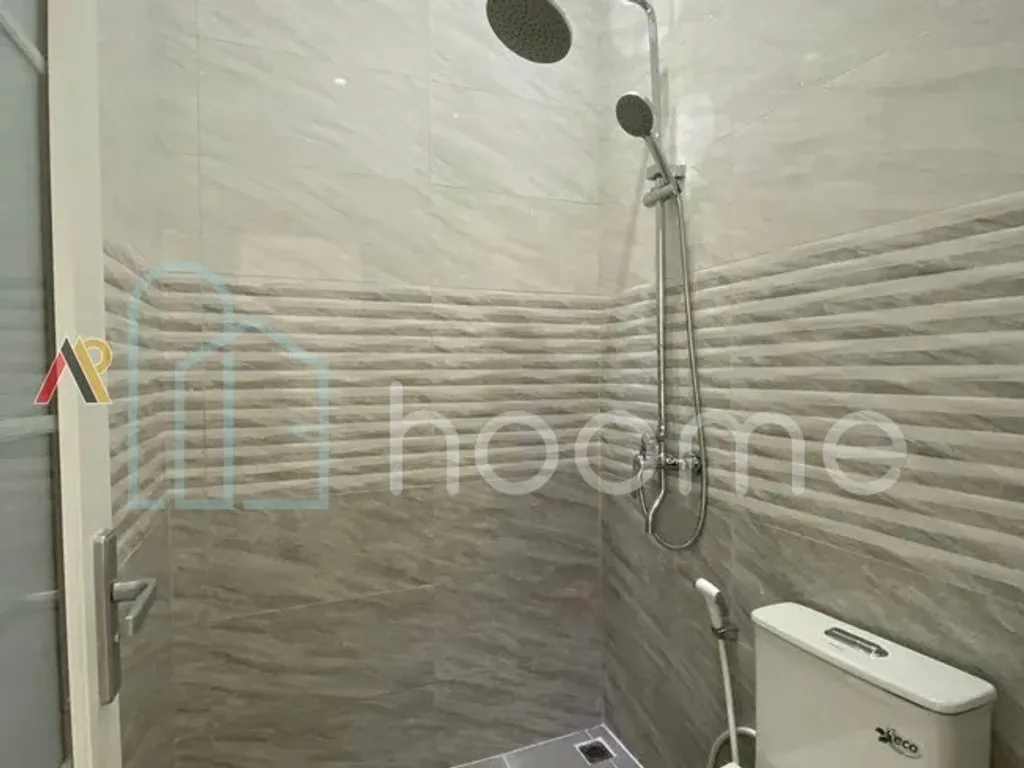 Rumah Ready Dalam Komplek Besar Dekat Pintu Tol Cipayung Jakarta Timur