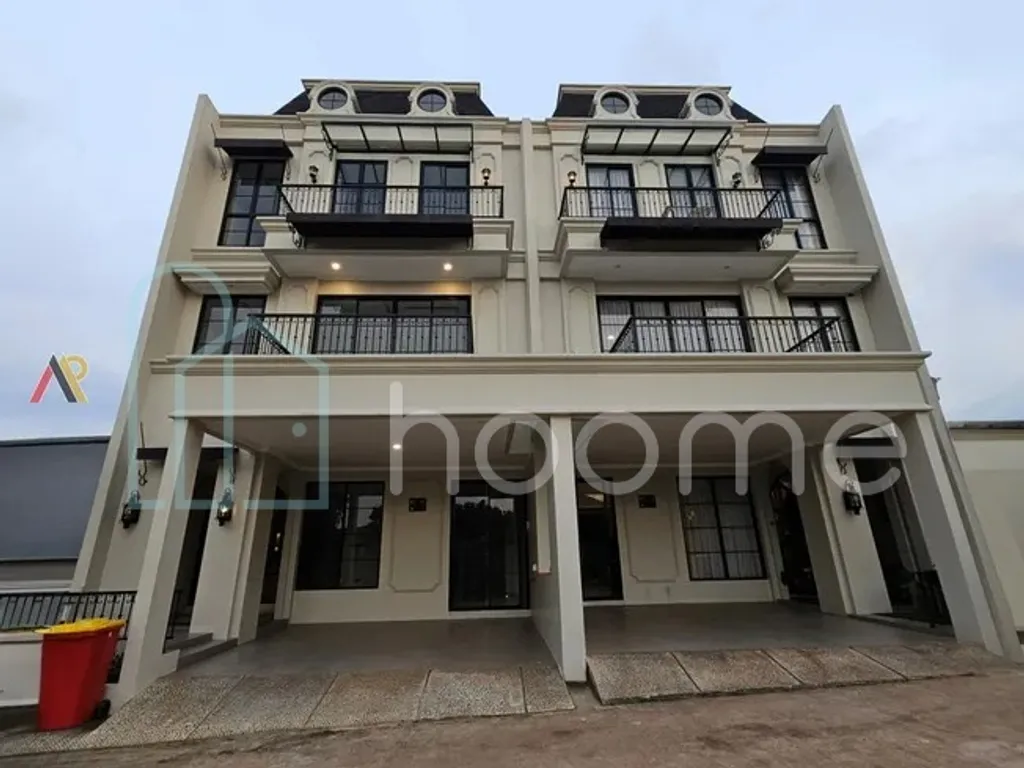 Rumah Mewah 4 Lantai Rooftop Jalan Utama Jagakarsa Jakarta Selatan