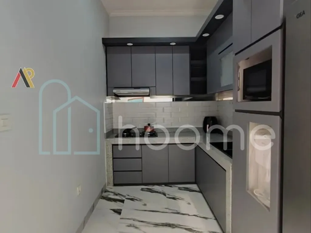 Dijual Rumah Jagakarsa 3 Lantai Full Furniture Rooftop + Jacuzzi