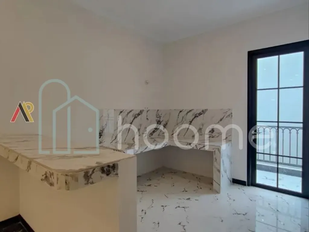 Dijual Rumah Jagakarsa 3 Lantai Private Pool American Clasic Dekat Tol