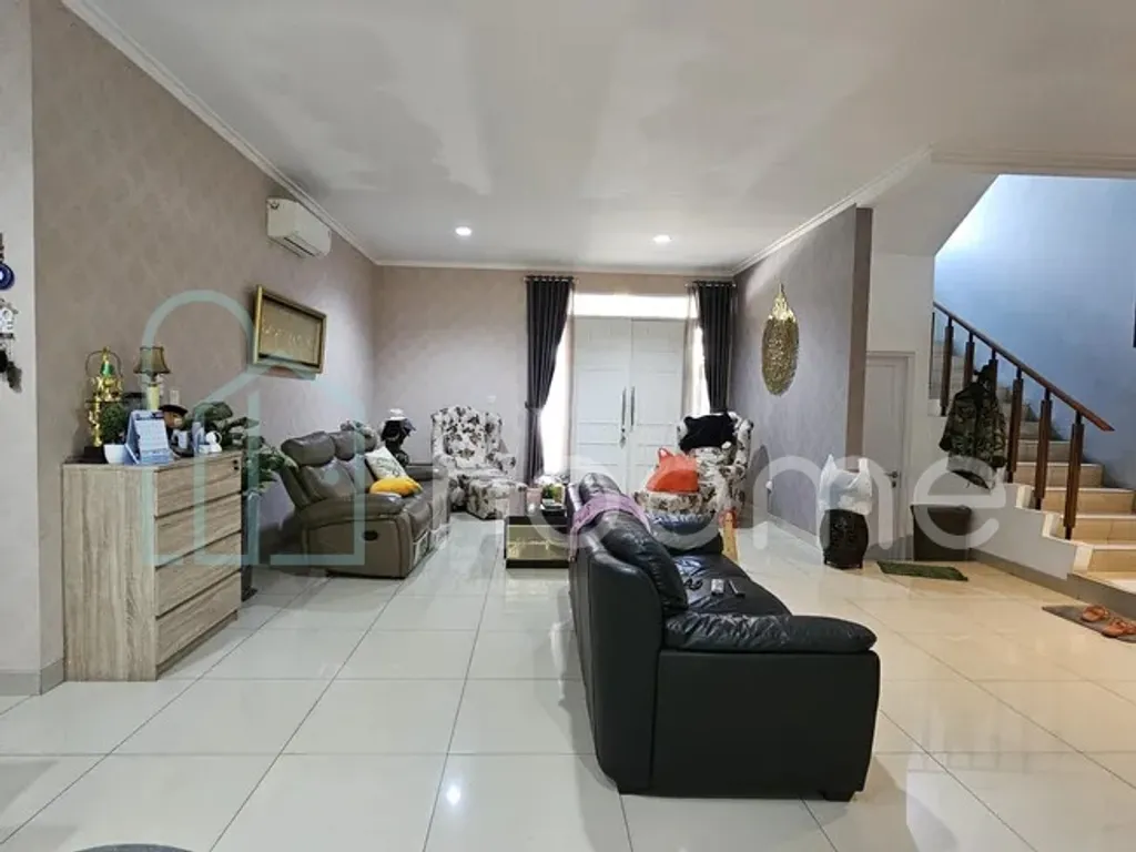 Rumah 2lt 10x18 180m type 4KT Cluster Vernonia Summarecon Bekasi