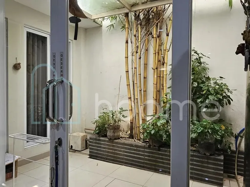 Rumah 2lt 10x18 180m type 4KT Cluster Vernonia Summarecon Bekasi