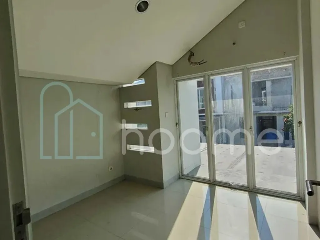 Rumah 2lt 6x15 90m 4KT Cluster Yarra JGC Jakarta Garden City