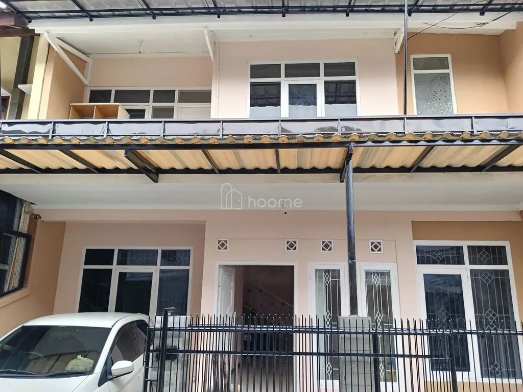 Rumah Semifurnish 2 Lantai Di Taman Cibaduyut Indah