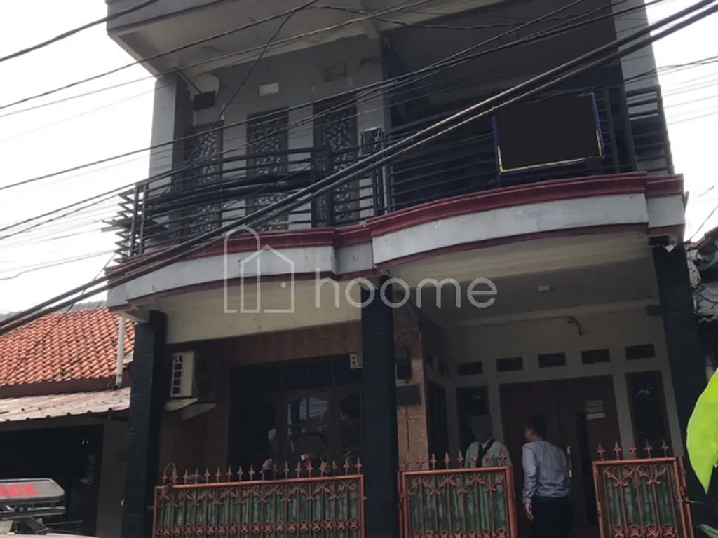 DIJUAL RUMAH 2 LANTAI DI CIRACAS JAKARTA TIMUR