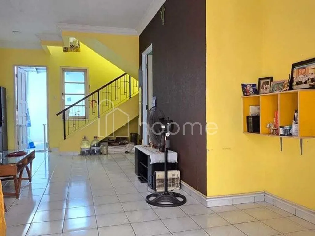 DIJUAL RUMAH 2 LANTAI DI LEGENDA WISATA CIBUBUR